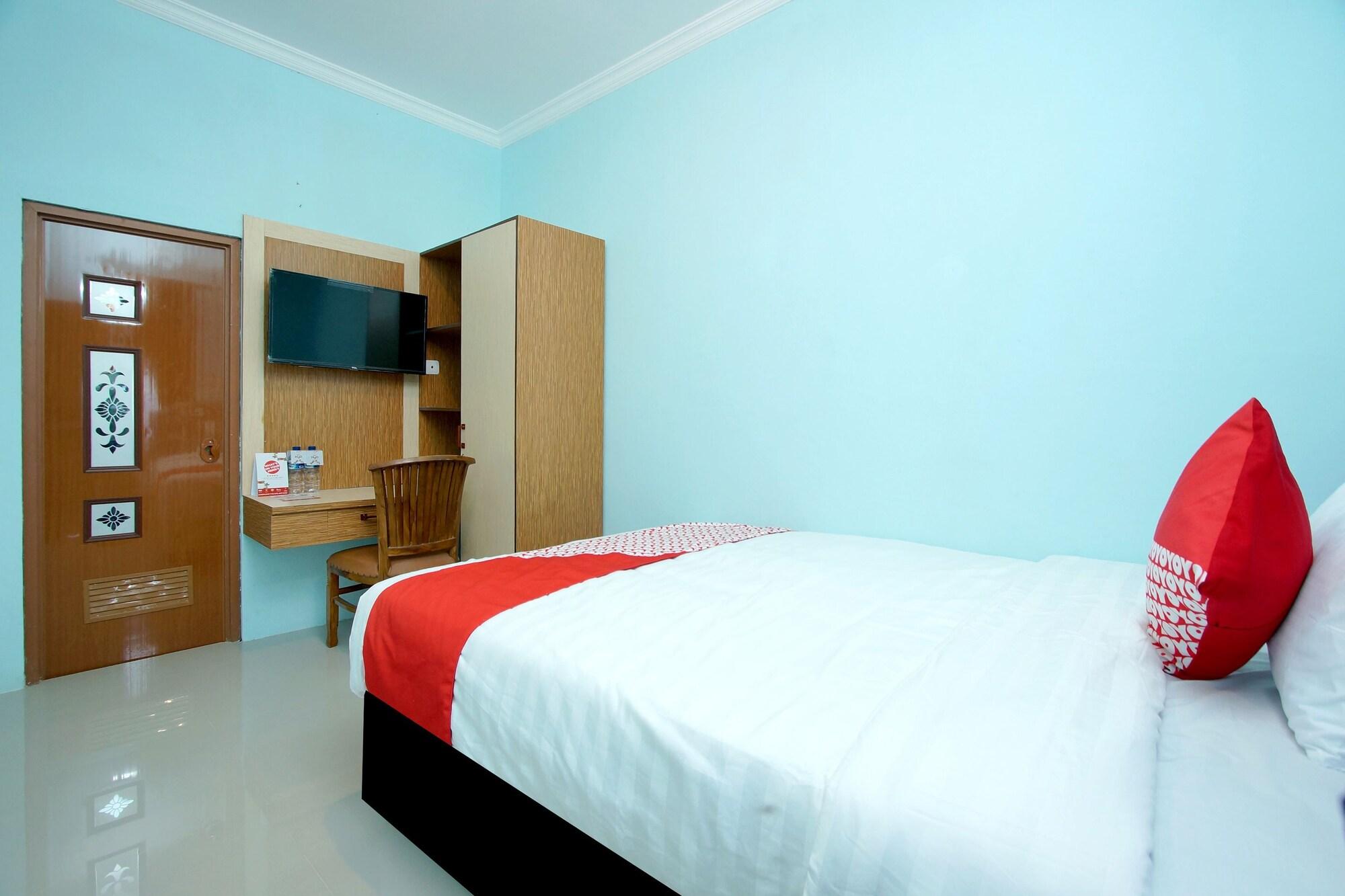 Oyo 347 Bayang Brothers Guest House Maguwo Exterior photo