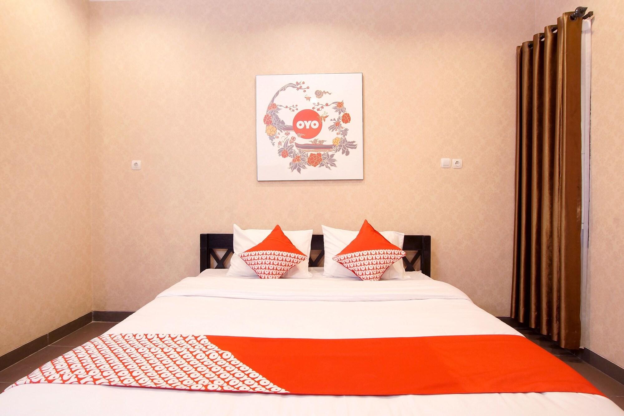 Oyo 347 Bayang Brothers Guest House Maguwo Exterior photo
