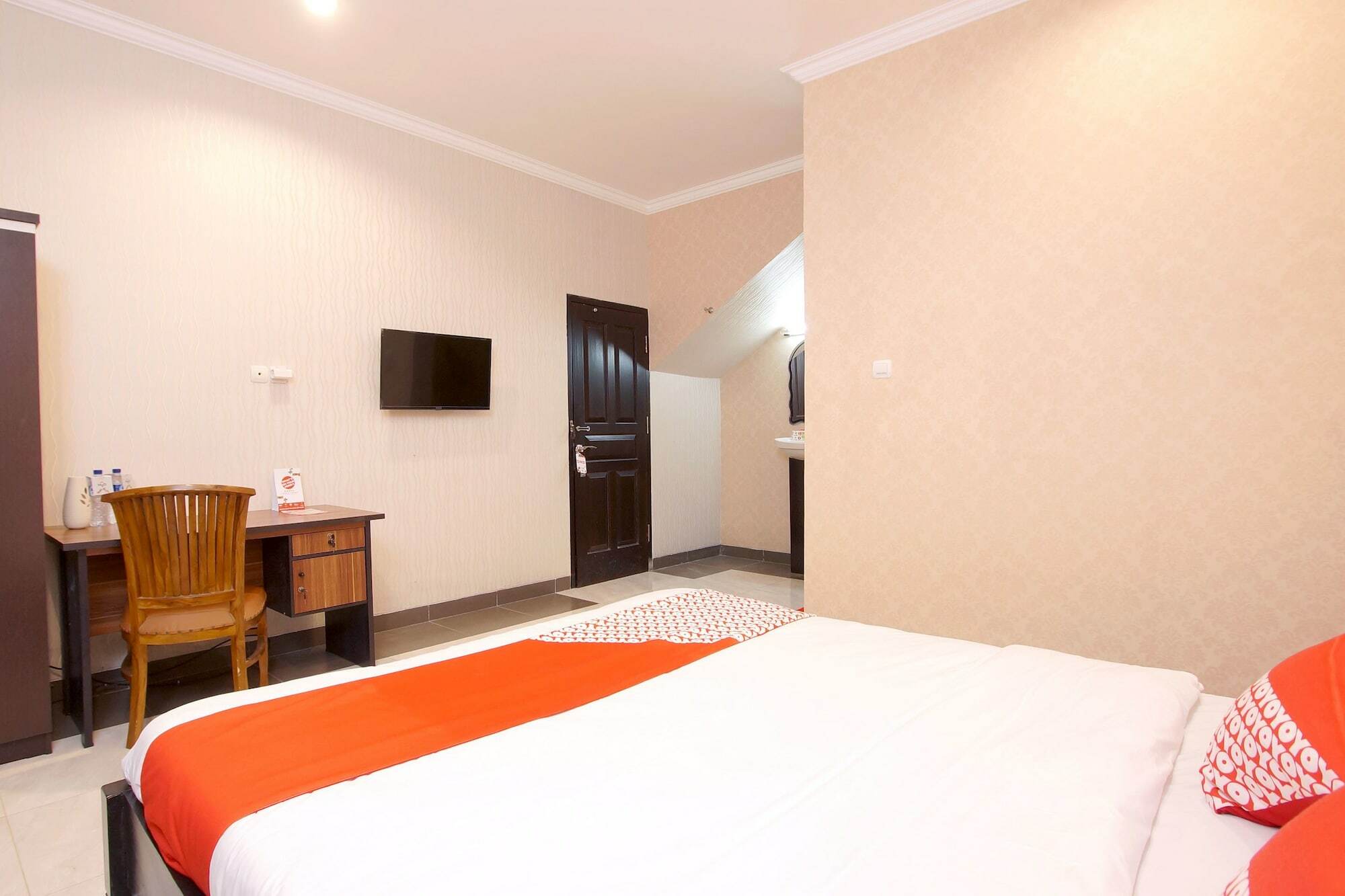 Oyo 347 Bayang Brothers Guest House Maguwo Exterior photo